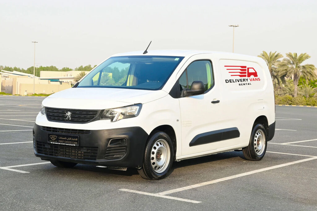 Delivery Van Rental in Khor Fakkan